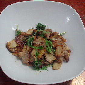 ビールにあうよ☆水菜とポークのカレー風味