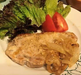 塩麹で柔らか豚のステーキ☆味バリエあり!