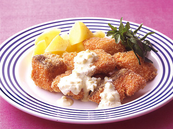 生鮭のフライにんにくマヨソース