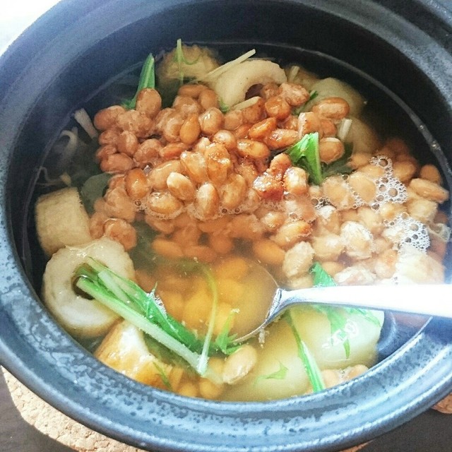 オールドブルーム でるぞ！ 水餃子 ・ 納豆 スクイーズ