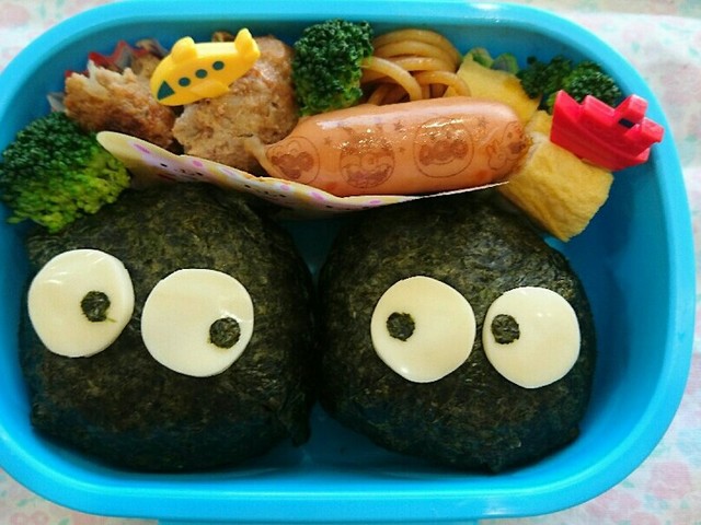 トトロ まっくろくろすけ キャラ弁 レシピ 作り方 By So Mama クックパッド 簡単おいしいみんなのレシピが354万品