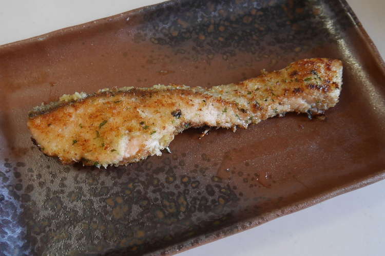 サーモンのマヨパン粉焼き レシピ 作り方 By 花の首飾り クックパッド 簡単おいしいみんなのレシピが357万品
