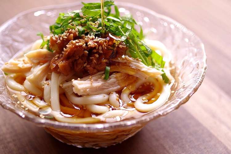 ごま油香る 梅しそ冷やしうどん レシピ 作り方 By クッキングセサミ クックパッド 簡単おいしいみんなのレシピが352万品