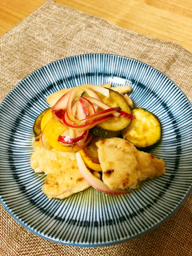 揚げない!!鶏肉とズッキーニの南蛮漬け