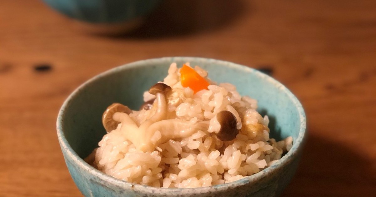 鍋つゆのもと ストレート で炊き込みご飯 レシピ 作り方 By Liarra クックパッド 簡単おいしいみんなのレシピが356万品