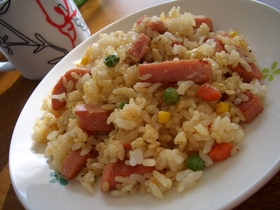 コンソメ マヨネーズ炒飯