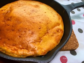 スキレットでふわふわカステラ風ケーキ