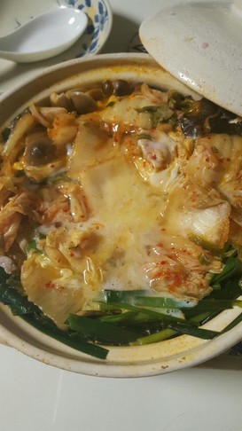 簡単!はじめから締めのキムチ鍋雑炊