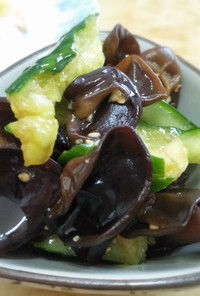 中華の前菜《きゅうりと黒木耳のあえもの》
