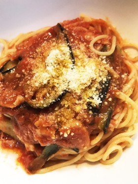 【簡単】ナスとベーコンのトマトパスタ