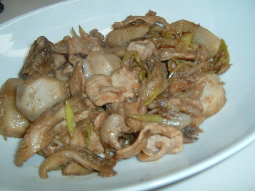 里芋と豚肉のごま味噌煮の画像