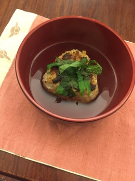 発芽玄米の「焼きおにぎりダシ茶漬け」