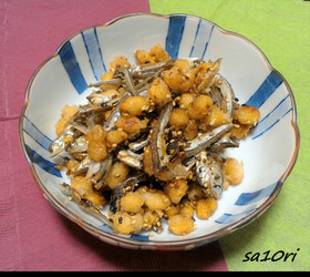 懐かしい!大豆といりこの甘辛ゴマ炒め!