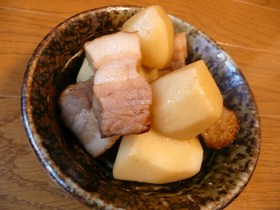 里芋ベーコン煮