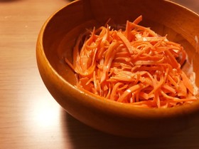作り置きにも◎人参のしゃきしゃきサラダ