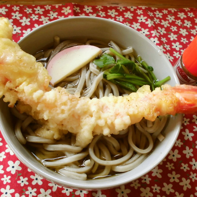 年越し えび天そば レシピ 作り方 By 花時計咲いた クックパッド 簡単おいしいみんなのレシピが376万品