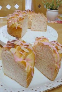 苺シートでキュート♥苺みるくパン