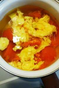 トマトの湯むきスープ