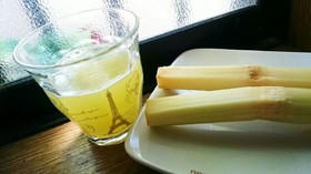 サトウキビで生ジュース♪