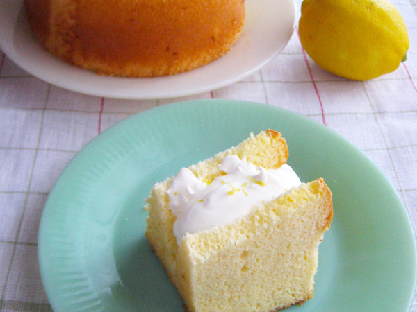 米粉のレモンシフォンケーキ