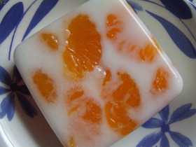 簡単♪ヘルシー♪牛乳寒天(ミカン入り)
