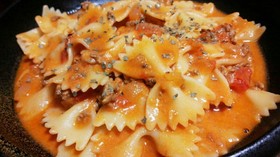 生+ジュースのトマトクリームパスタ!