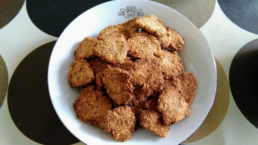 おからパウダーのシナモン薄焼きクッキーの画像