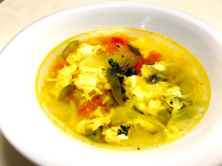 コンソメで簡単！隠元とトマトの卵スープ☆の画像