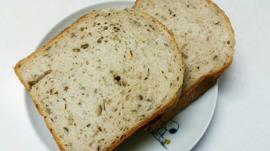 塩麹と米粉入り胡桃食パン(HB)の画像