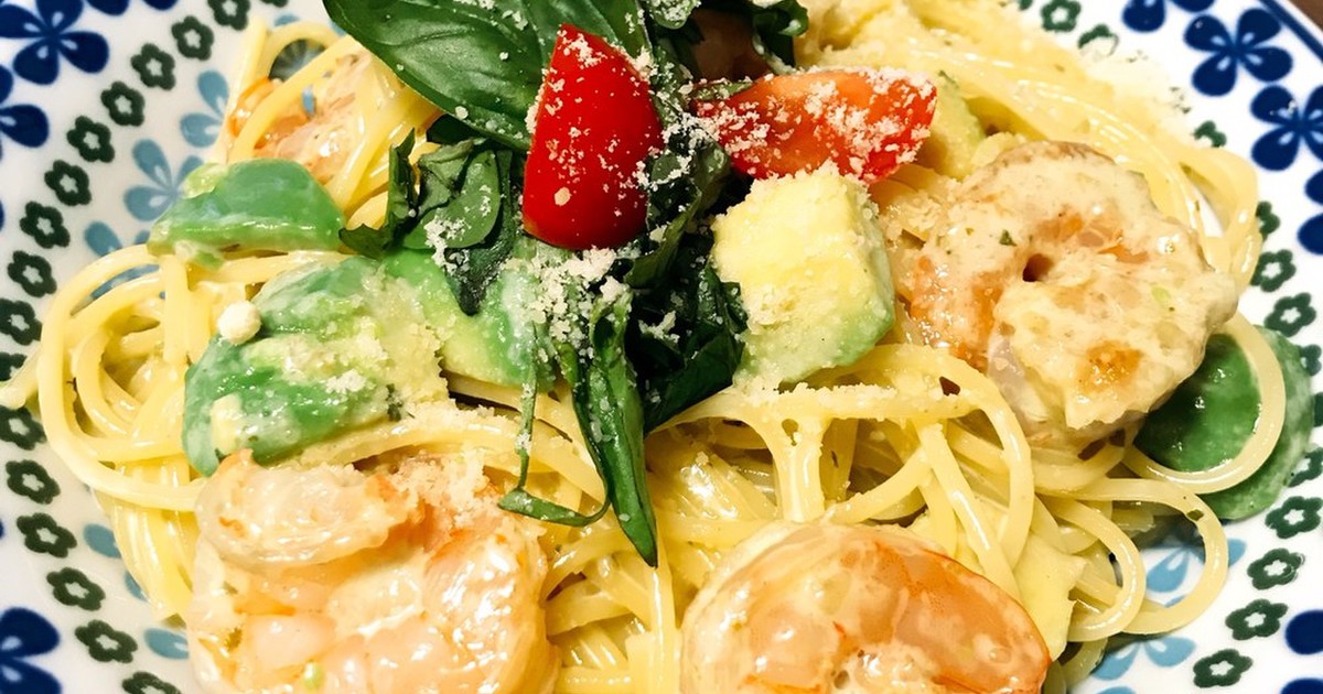 簡単えびとアボカドのバジルクリームパスタ レシピ 作り方 By にーちゃん クックパッド 簡単おいしいみんなのレシピが357万品