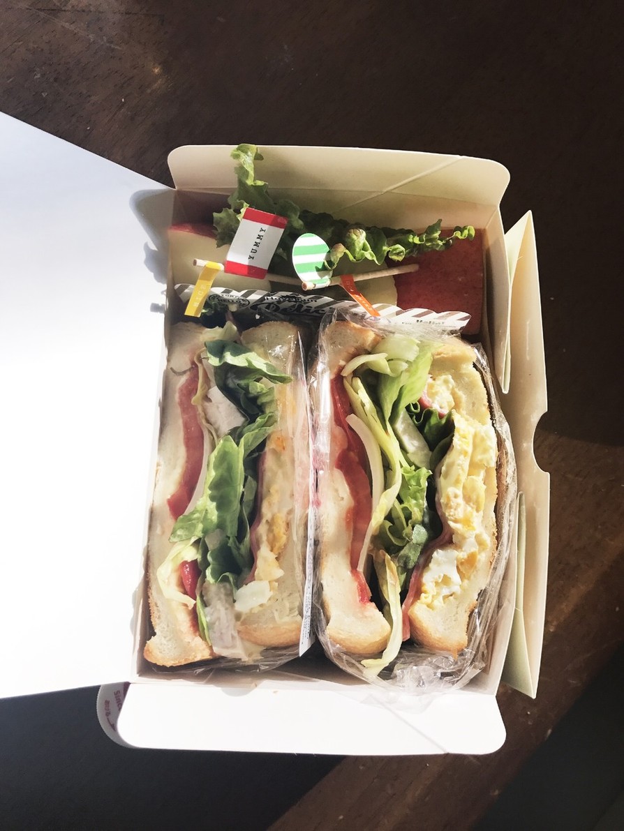 サンドイッチ弁当の画像