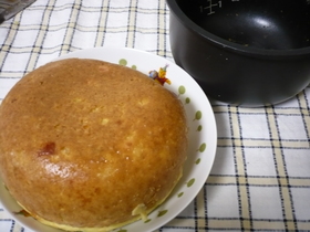 お手軽に★炊飯器Mixベジタブル蒸ケーキ