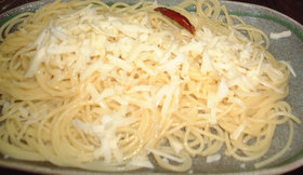 にんにくチーズパスタ