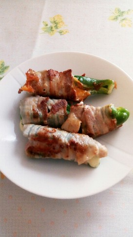 糖質制限☆ピーマンチーズの肉巻き