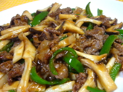 牛肉の中華スタミナ炒めの写真