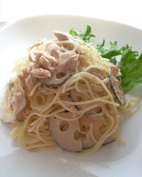 レンコンとツナの明太子パスタサラダ