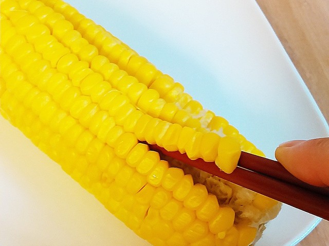 やってみて とうもろこしの実の外し方 レシピ 作り方 By ョシダ クックパッド 簡単おいしいみんなのレシピが357万品 やってみて とうもろこしの実の外し方 レシピ 作り方 By ョシダ クックパッド 簡単おいしいみんなのレシピが357万品