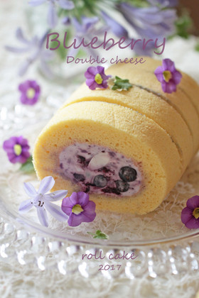ブルーベリーとWチーズのロールケーキ