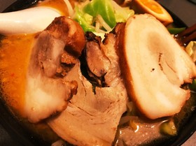 男の料理〜!味噌ラ〜メ〜ン!!
