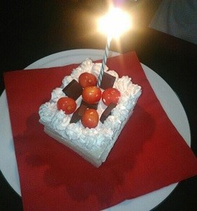 卵アレルギーでも食べられる誕生日ケーキ