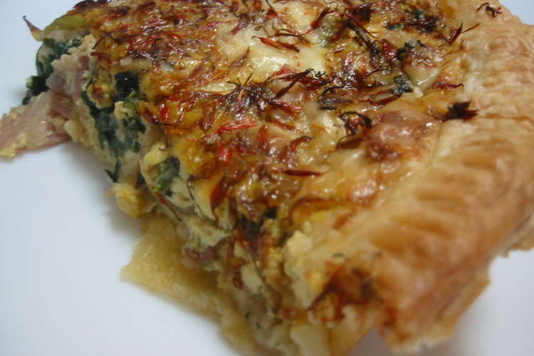 紅花入りほうれん草のキッシュ レシピ 作り方 By 愛華麗菜 クックパッド 簡単おいしいみんなのレシピが372万品