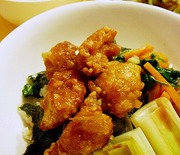 ごはんモリモリ♪からあげ丼の写真