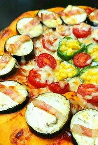 野菜ジュースで夏野菜のピザ
