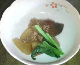 大根とキノコとミンチの煮物