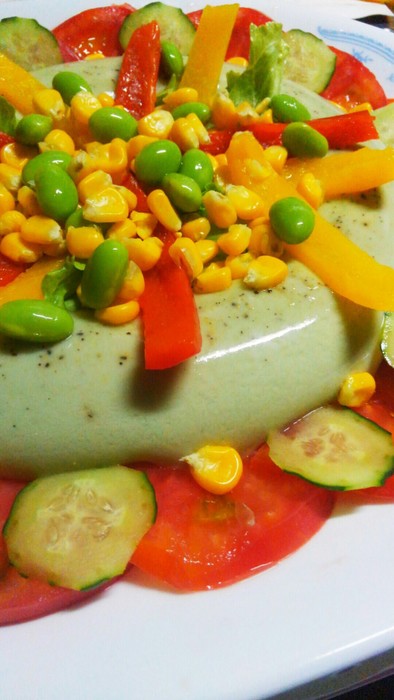 枝豆のムースサラダの写真