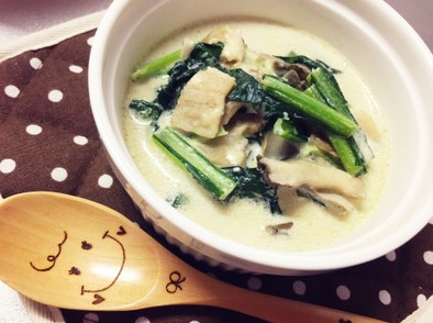 野菜ときのこの牛乳スープの写真