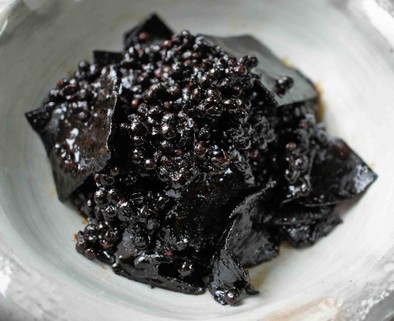 新黒いダイヤ　山椒の実と昆布の佃煮の写真