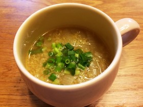 NZ産玉ねぎとキヌアの食べるスープ