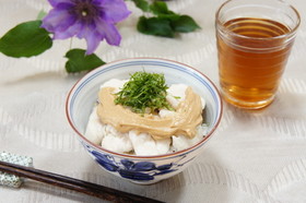 《すぽーつ麦茶》で冷やし麦茶漬け♪