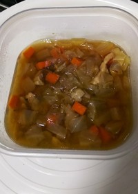 お野菜たっぷりスープ